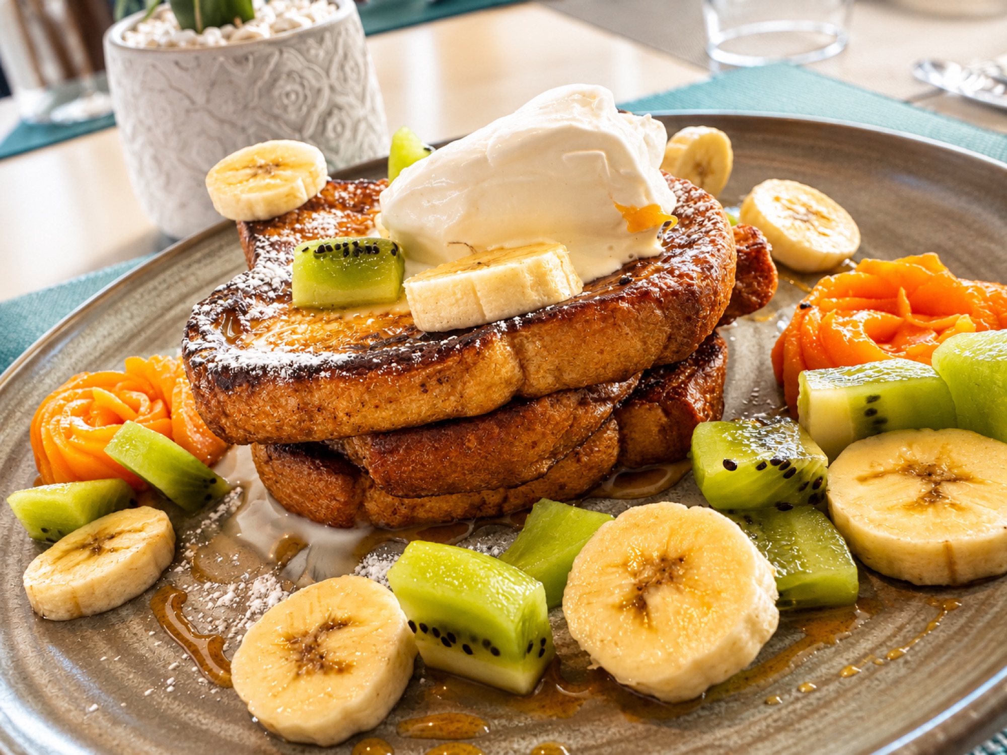 French toast and fruit