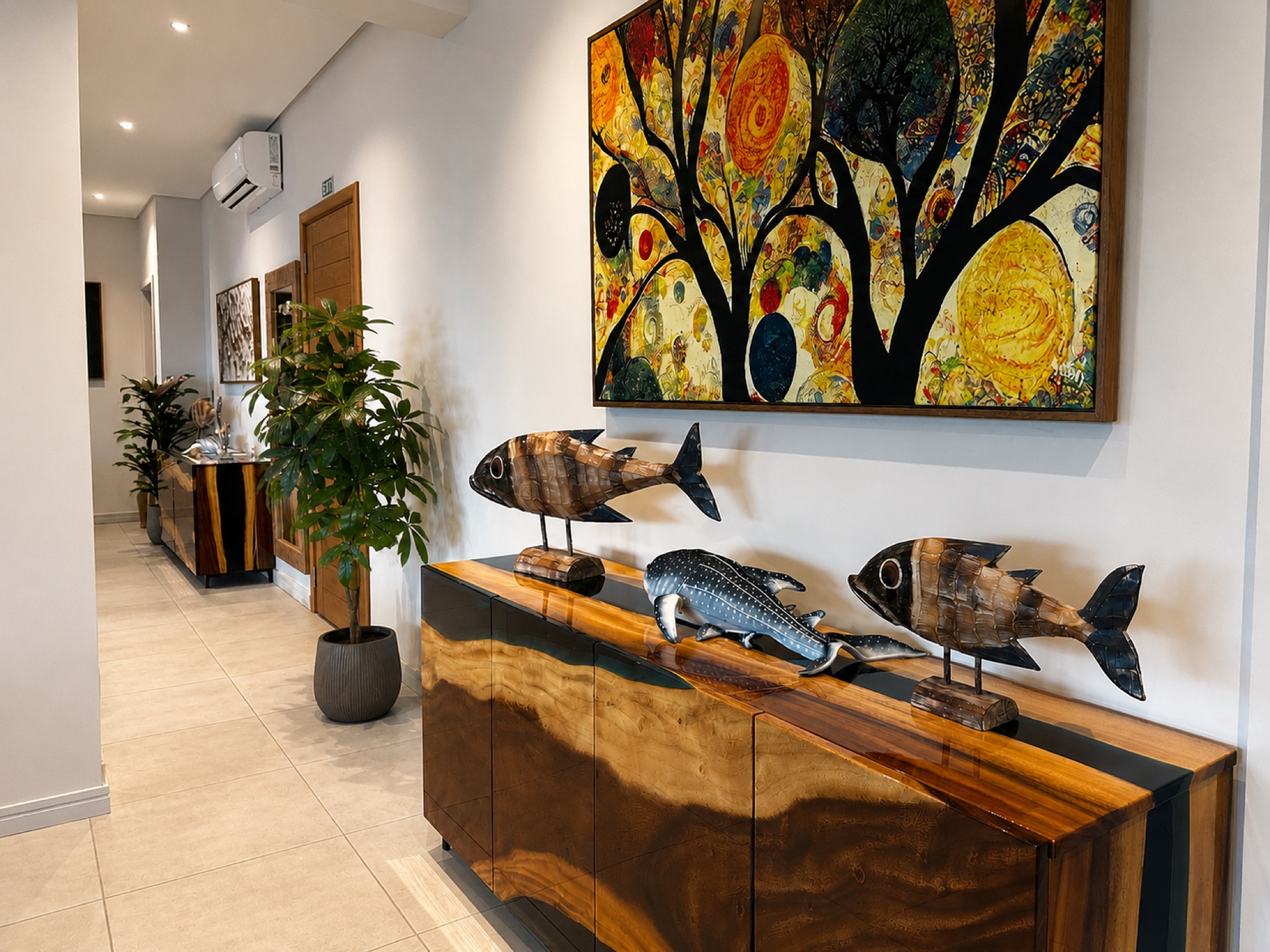 Lounge and entrance