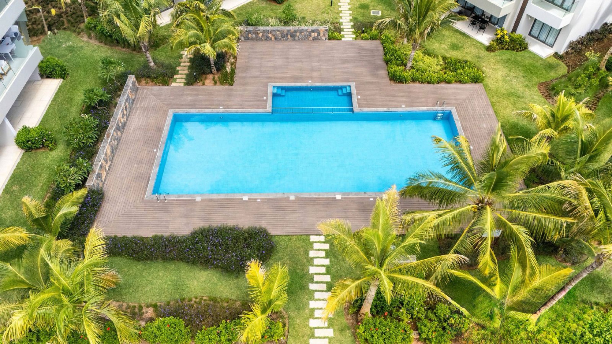Private swimming pool and sun deck on the estate